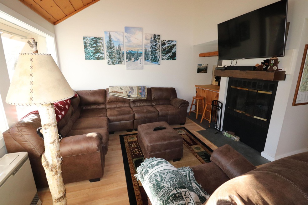 96 Easterly Rd unit 1, Lincoln, NH 03251 - photo 1