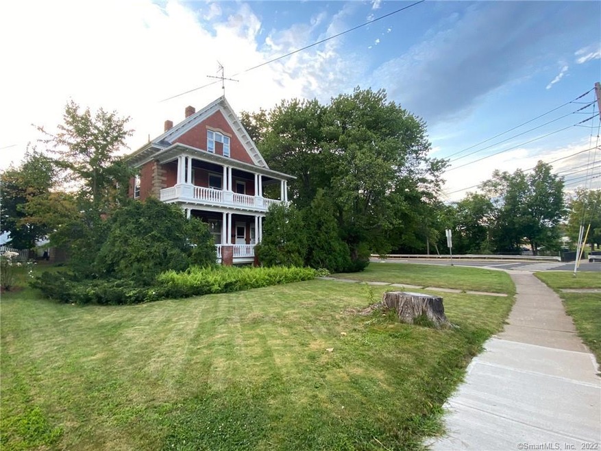 938 Enfield St, Enfield, CT 06082 - photo 1