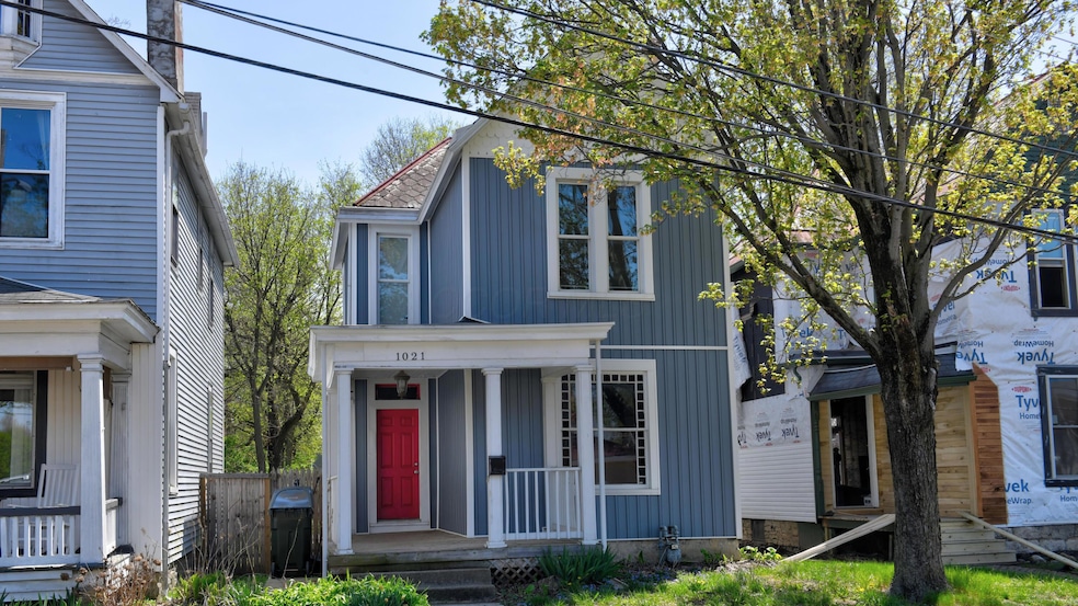Front Exterior (8)