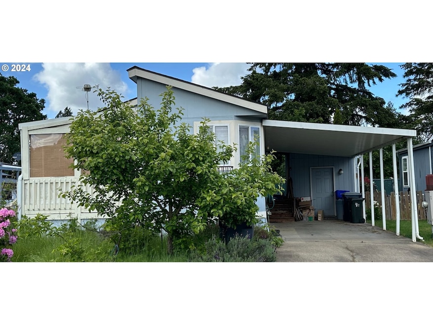 87860 Territorial Rd unit 120, Veneta, OR 97487 - photo 1