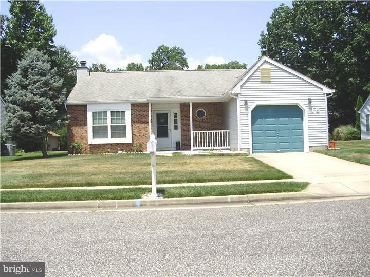 16 Blanchard Dr, Woodbury, NJ 08096 - photo 1