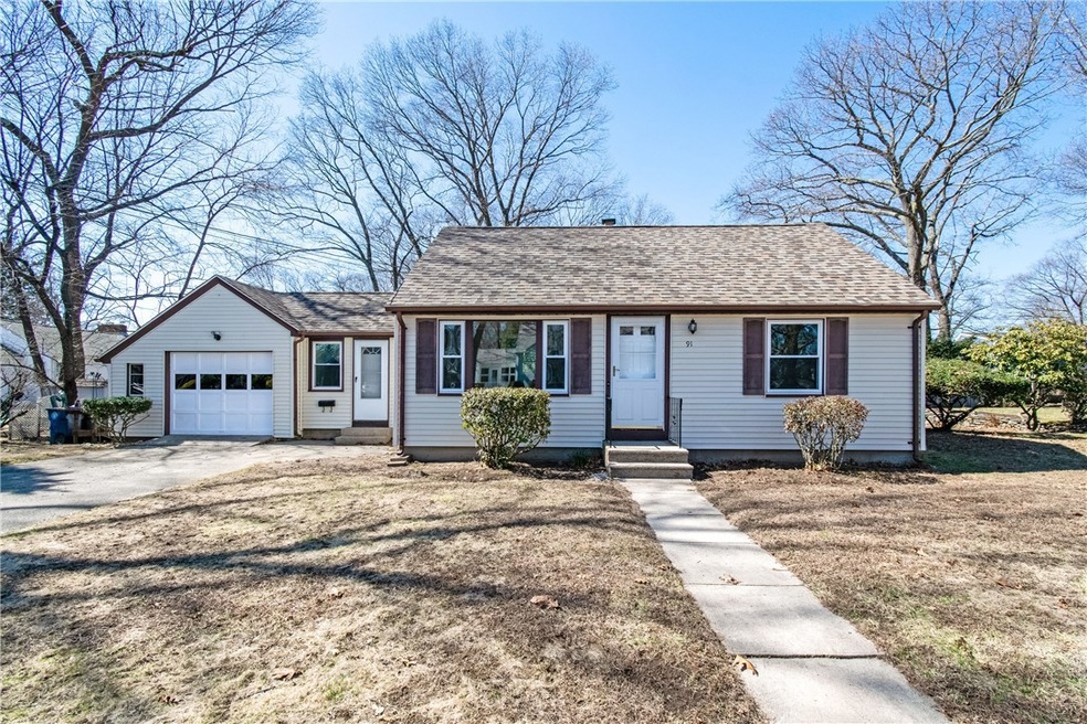 91 Park View Ave, Warwick, RI 02888 - photo 1