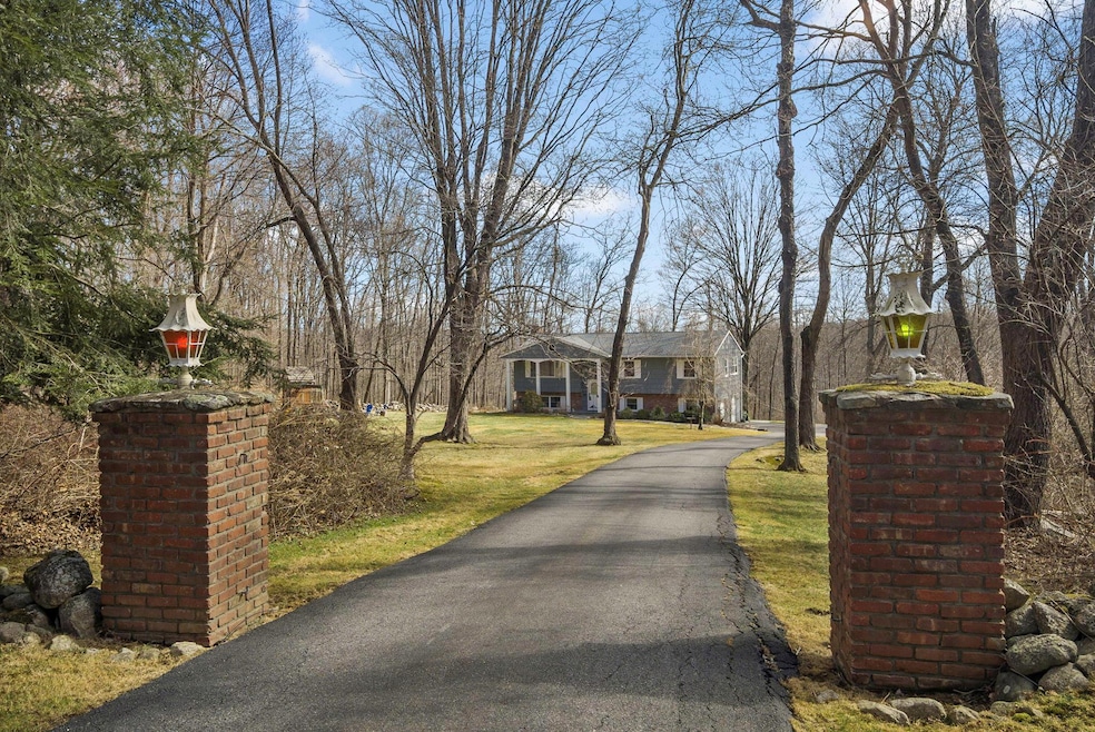 Sold $690,000 • Co-Listing Agent