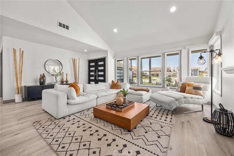 Sold $1,550,000 • Co-Listing Agent