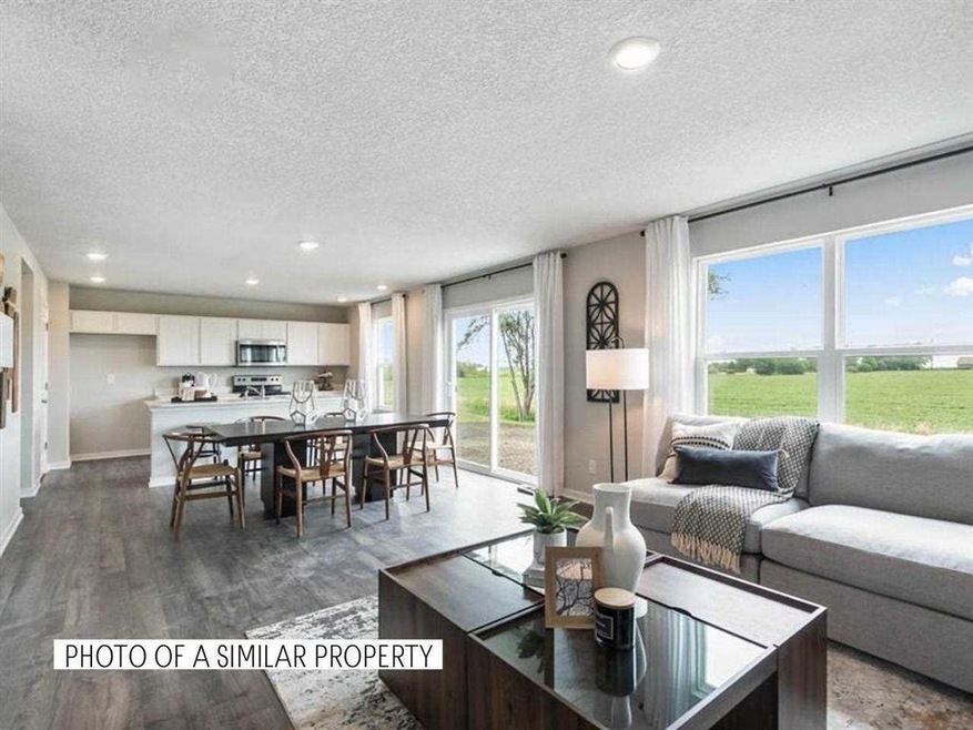 605 Prairie View Dr, West Branch, IA 52358 - photo 1