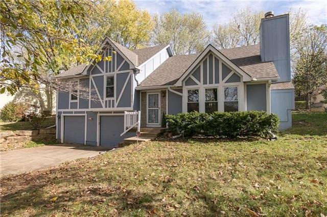 Welcome Home to 4719 Monrovia, Shawnee.