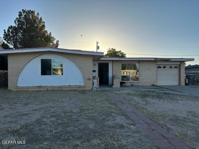 2041 Solano Dr, El Paso, TX 79935 - photo 1