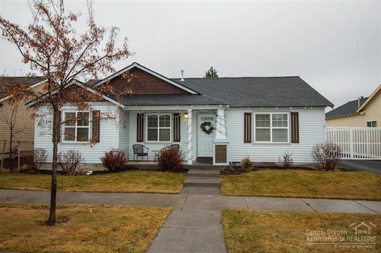 61356 Woodbury Ln, Bend, OR 97702 - photo 1