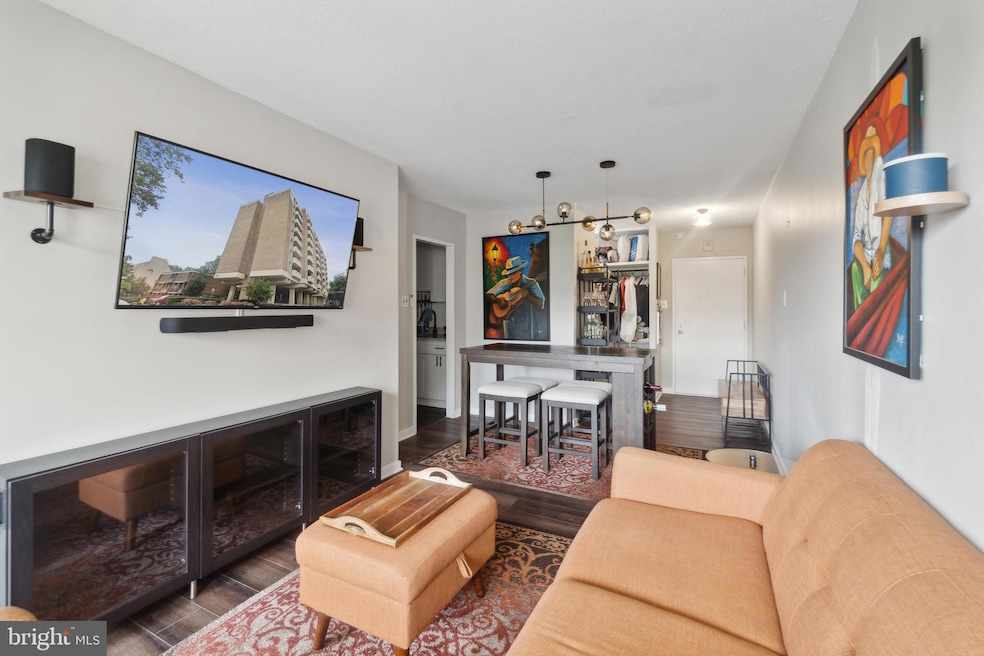 429 N St SW unit S-401, Washington, DC 20024 - photo 1