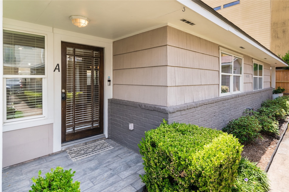 4405 Marina St unit A, Houston, TX 77007 - photo 1