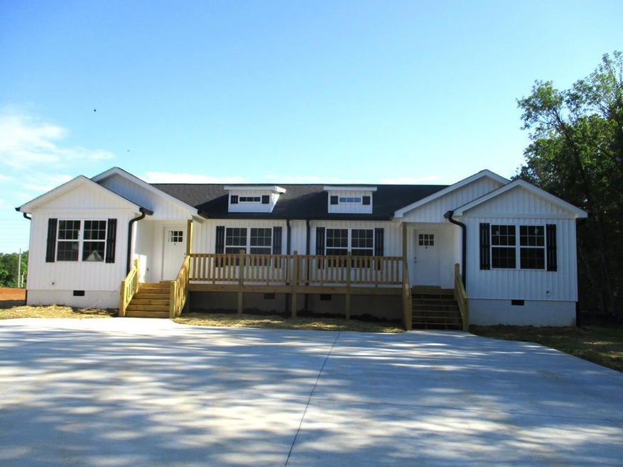 1003 Alabama Dr, Dalton, GA 30721 - photo 1