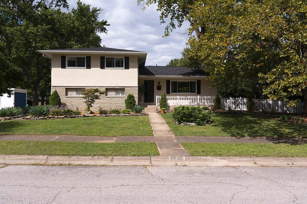 1256 Gumwood Dr, Columbus, OH 43229 - photo 1