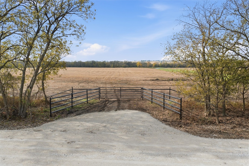 Tract 4, TBD County Road 3204, Abbott, TX 76621 - photo 1