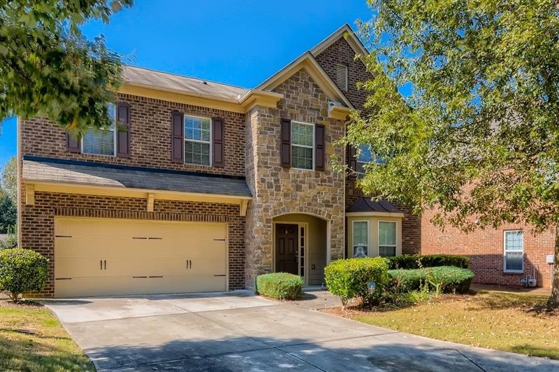 Lovely property sitting on a cul-de-sac!