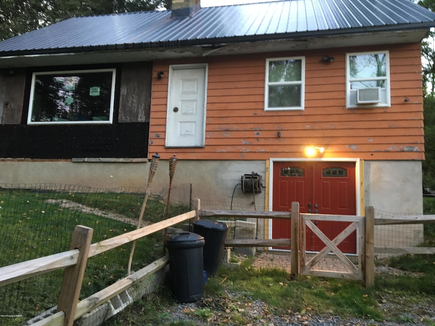 13 Lewis Ave, Harveys Lake, PA 18618 - photo 1