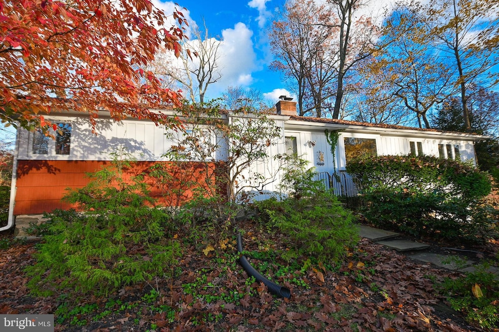 131 Devonwood Ln, Devon, PA 19333 - photo 1