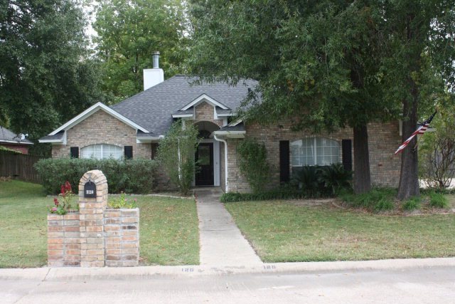 126 Browning Place, Lufkin, TX 75904 - photo 1