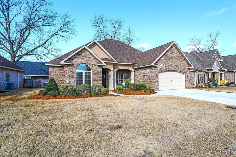 104 Welney Cir, Warner Robins, GA 31088 - photo 1