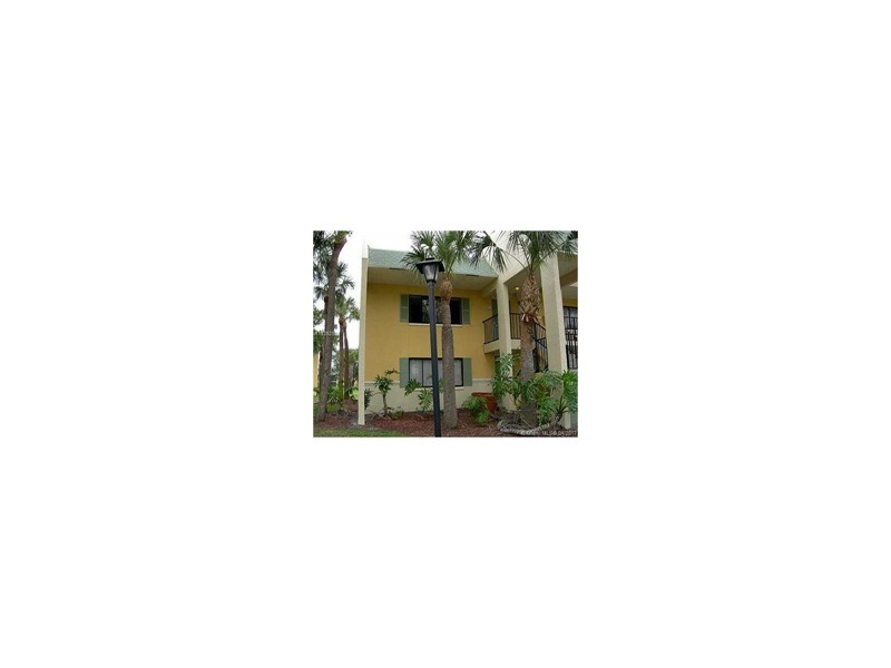 605 Meadows Cir unit 605, Boynton Beach, FL 33436 - photo 1