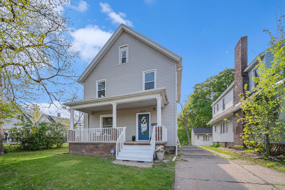 215 N Martin Luther King jr Blvd, Lansing, MI 48915 - photo 1