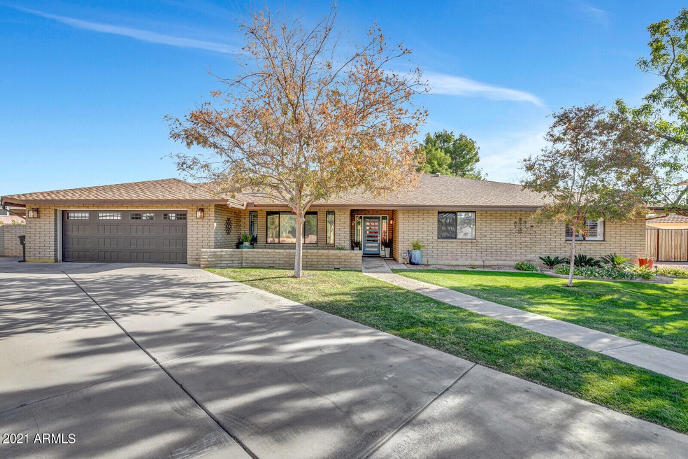 03_9233_S_Poplar_Street__03_mls