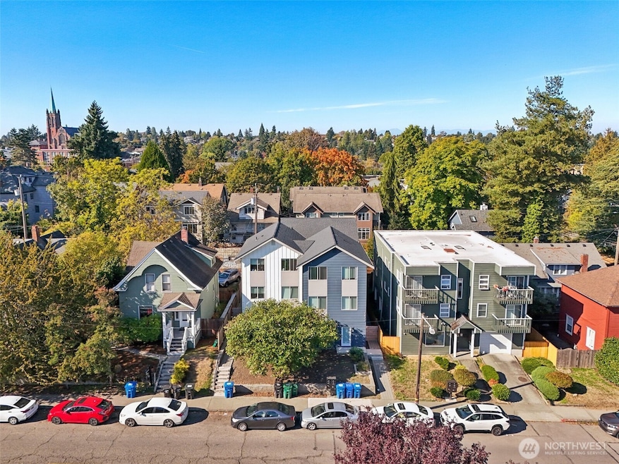 For Sale $999,900 • Co-Listing Agent