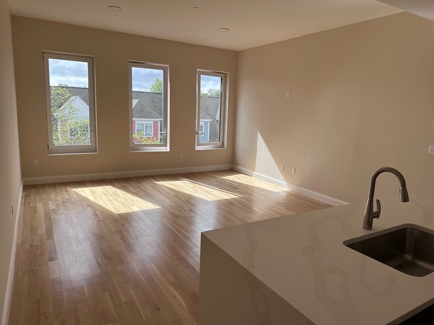 16 Taber St unit 304, Boston, MA 02119 - photo 1