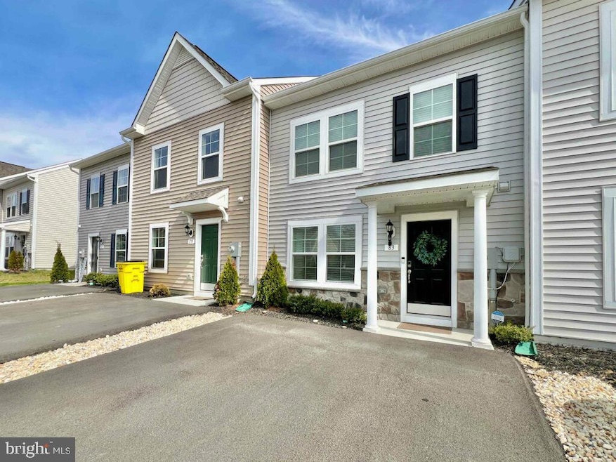 83 Loblolly Dr, Bunker Hill, WV 25413 - photo 1