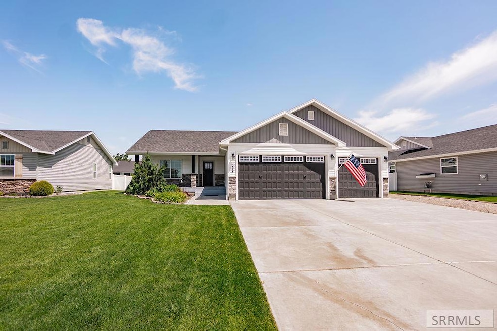 For Sale $565,000