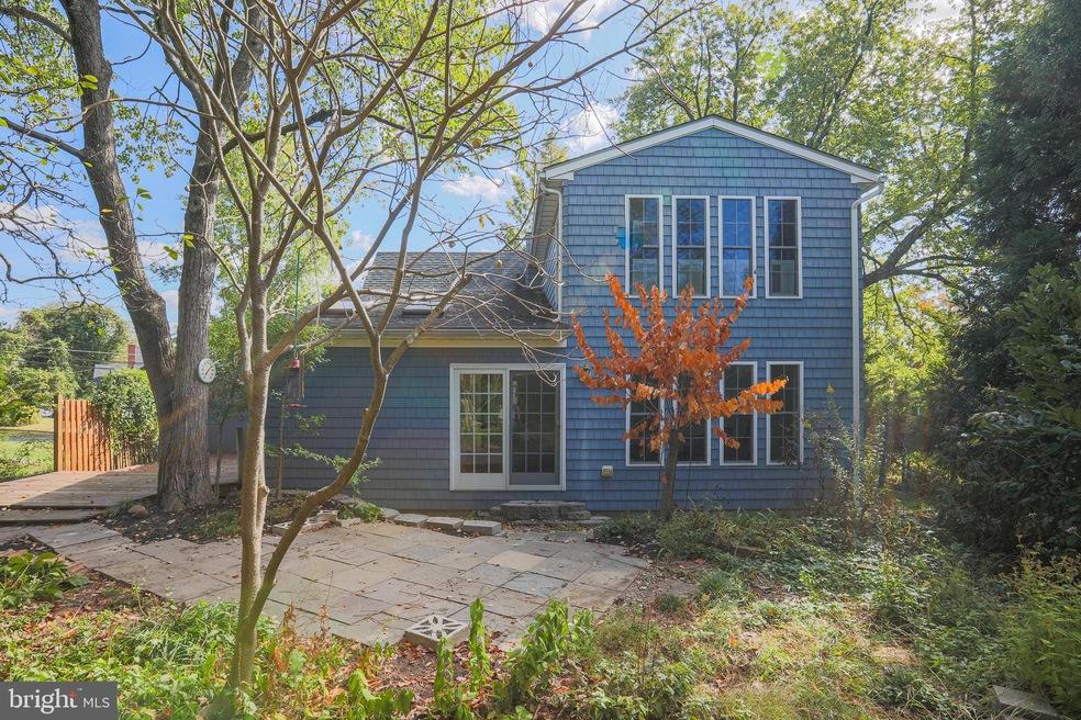 8842 Satyr Hill Rd, Parkville, MD 21234 - photo 1