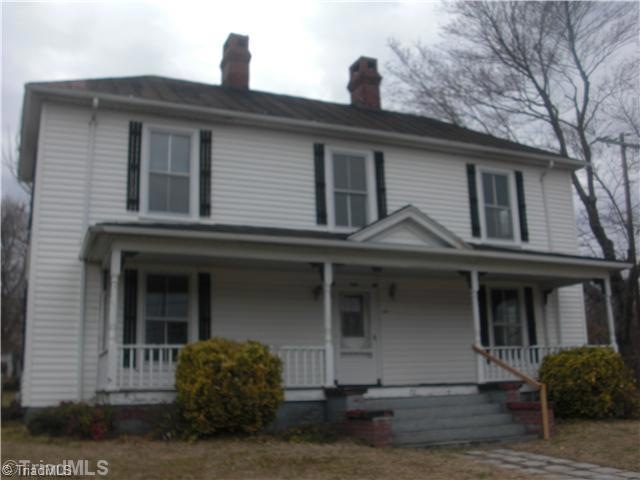 720 Lawsonville Ave, Reidsville, NC 27320 - photo 1