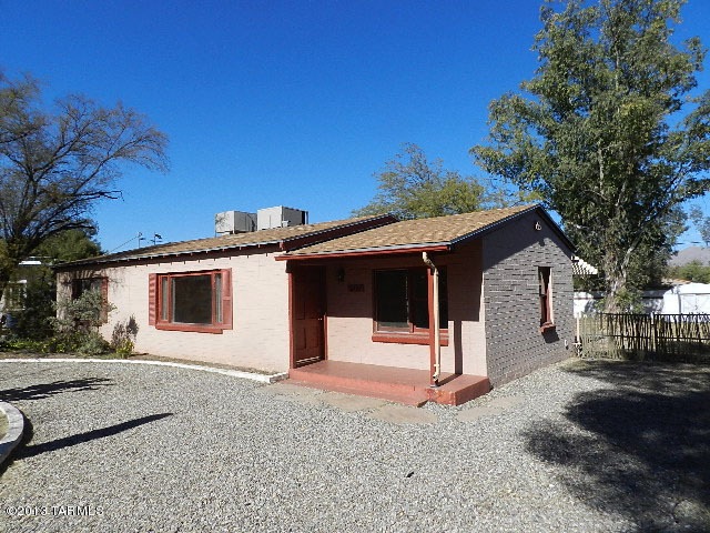 2717 E Waverly St, Tucson, AZ 85716 - photo 1