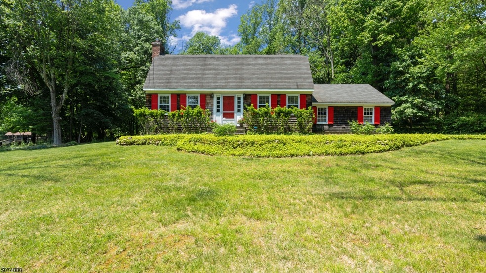 31 South Rd, Mendham, NJ 07945 - photo 1