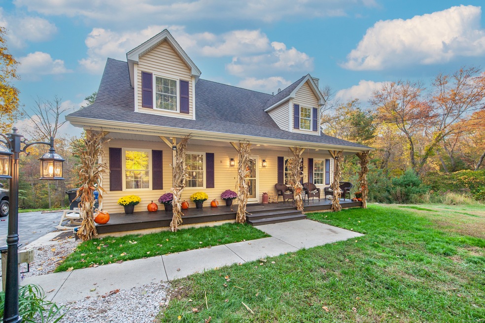 317 Cook Hill Rd, Danielson, CT 06239 - photo 1