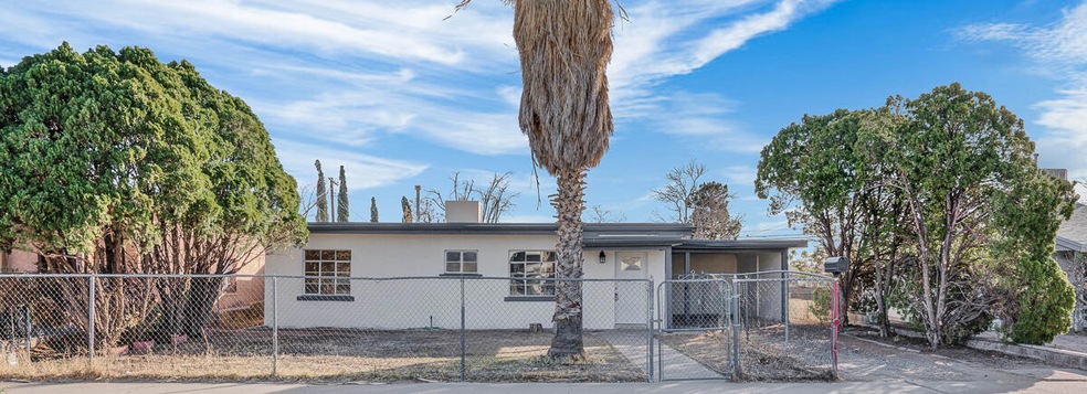 7520 Taxco Dr, El Paso, TX 79915 - photo 1