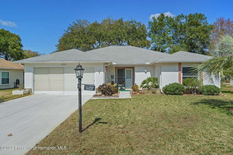 6316 Ocean Pines Ln, Spring Hill, FL 34606 - photo 1