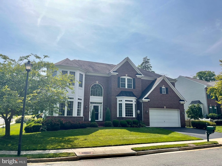 7208 White House Dr, Springfield, VA 22153 - photo 1