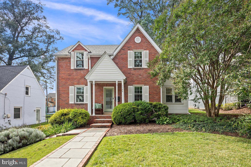 Under Contract $1,299,000