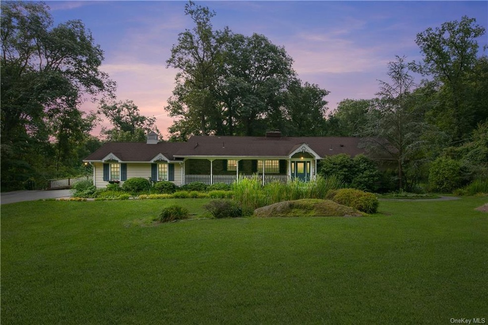 54 S Mountain Rd, New City, NY 10956 - photo 1