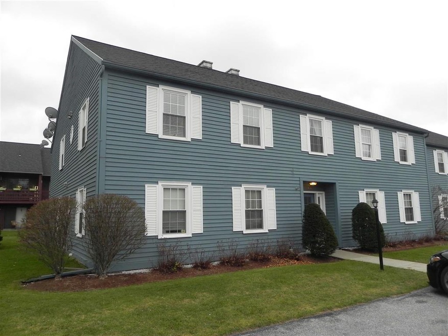 148 N Twin Oaks Terrace, South Burlington, VT 05403 - photo 1