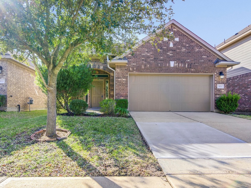 9014 Fuqua Ridge Ln, Houston, TX 77075 - photo 1