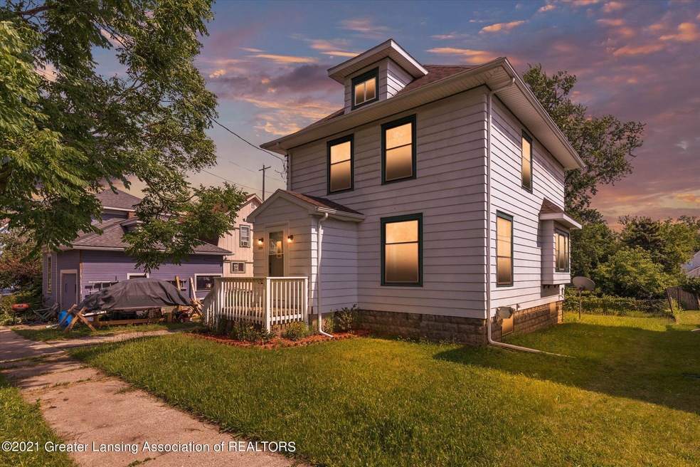 01-1320 vine st-WindowStill-Real-Estate-