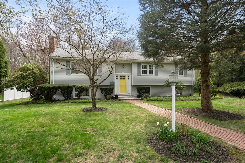 Sold $1,160,000 • Co-Listing Agent