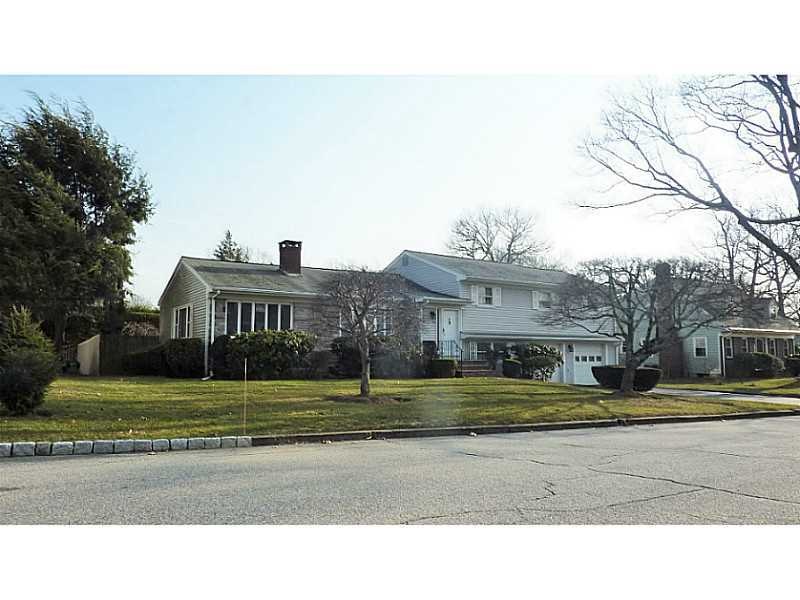 50 Blue Ridge Rd, Cranston, RI 02920 - photo 1