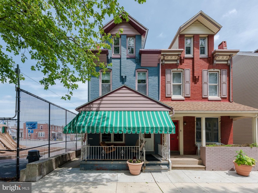 441 Chestnut St, West Reading, PA 19611 - photo 1