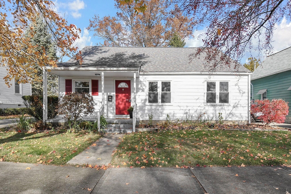 718 W 9th St, Marysville, OH 43040 - photo 1