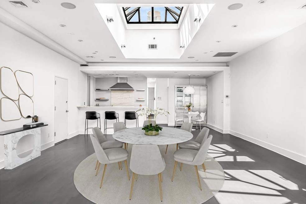 26 W 20th St unit PH 5, New York, NY 10011 - photo 1