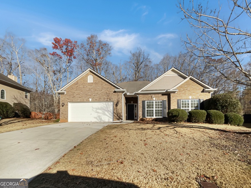 2889 Heritage Oaks Cir, Dacula, GA 30019 - photo 1