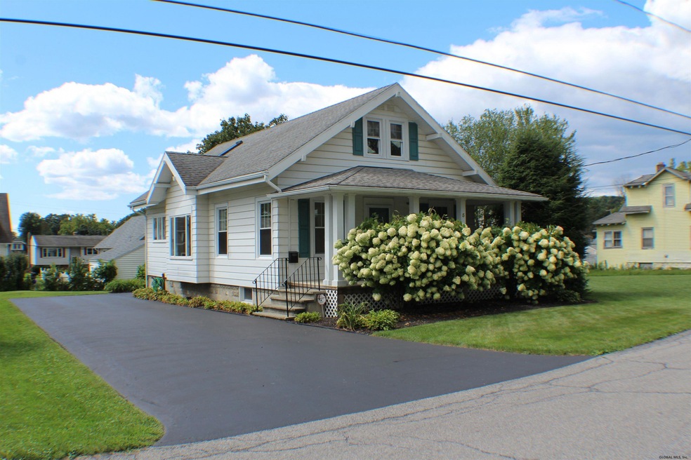 5 Michigan Ave, Rensselaer, NY 12144 - photo 1