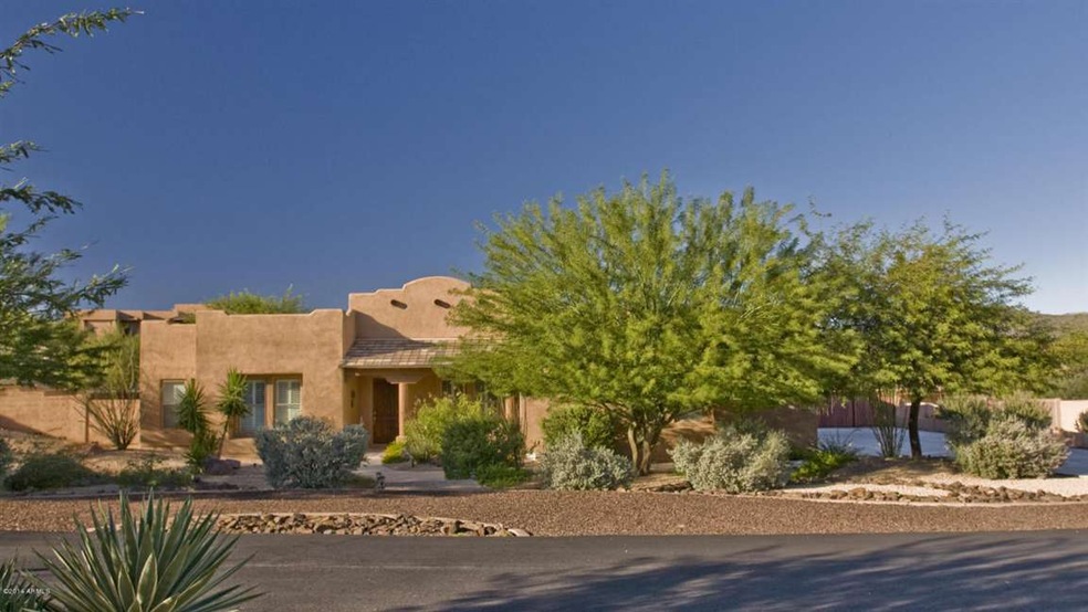 Front of the home looking north